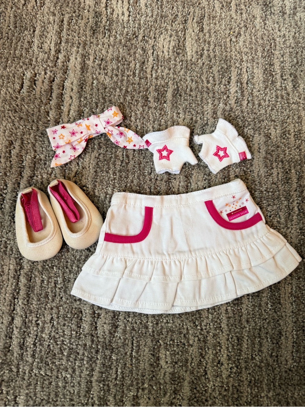 American Girl Fashion Show White Ruffled Skirt Ballet Flats and Access.